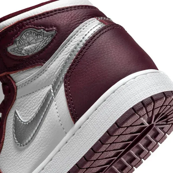 Air Jordan 1 Retro High 'Bordeaux' Sale