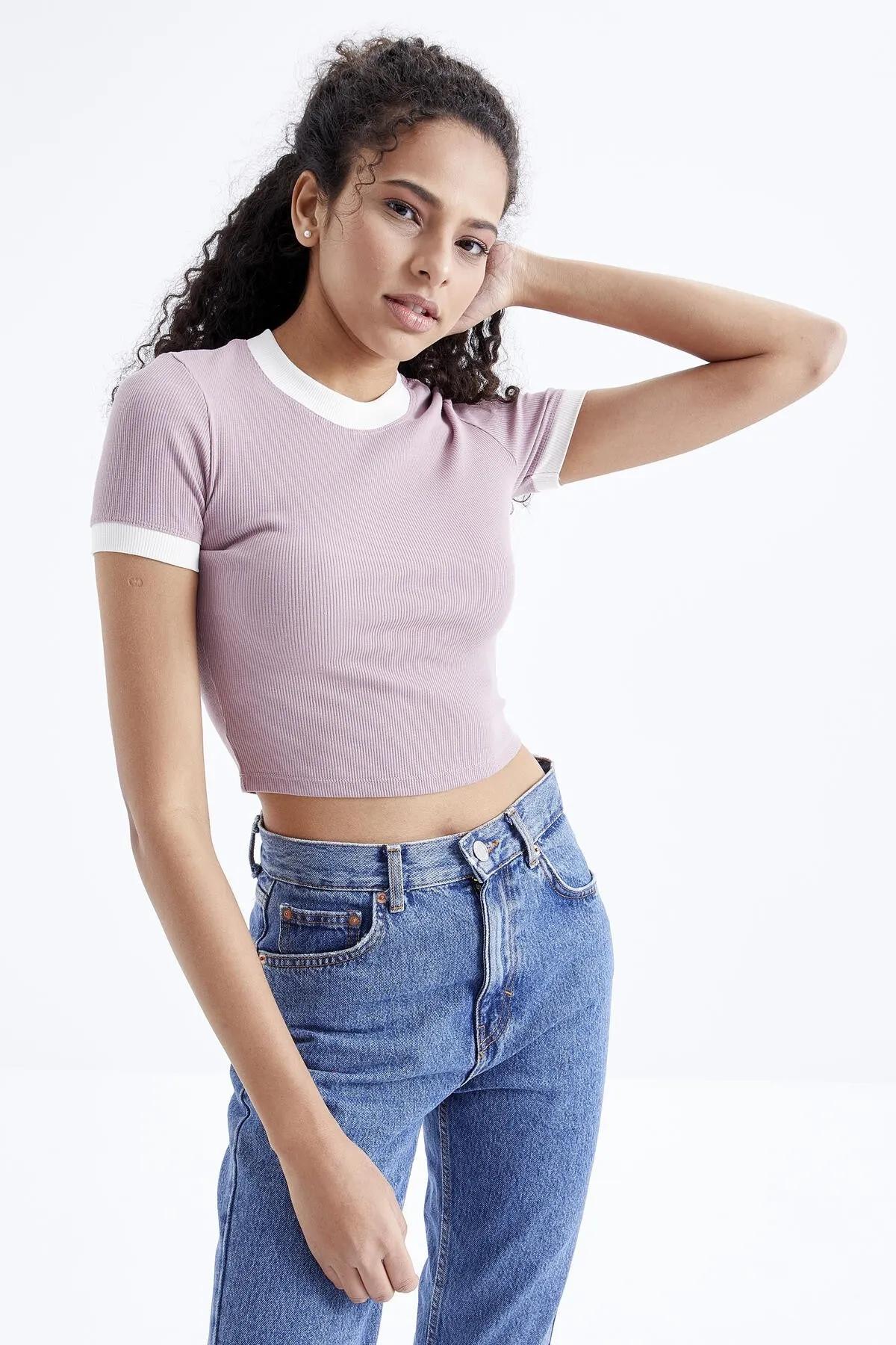 basic kol detayli o yaka kadin crop top t-shirt - 97200