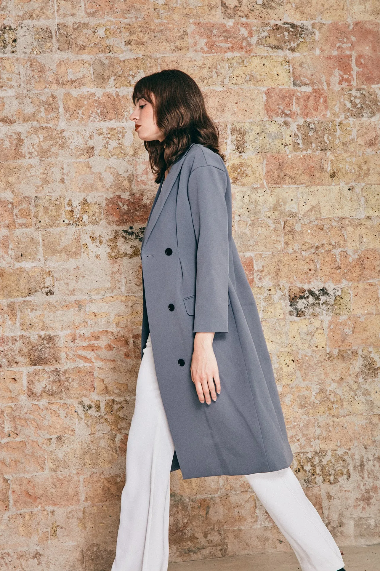 TAILORED COAT IN GREY BLUE